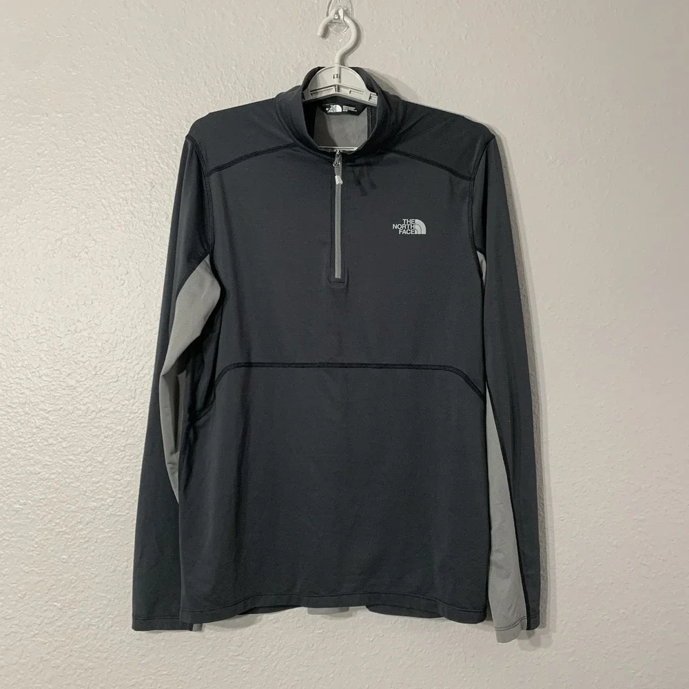 The North Face TNF‎ Men's Size M Black Gray 1/4 Zip Pullover Lightweight Active